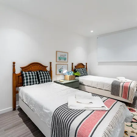 アパート T2 Dina's Place *