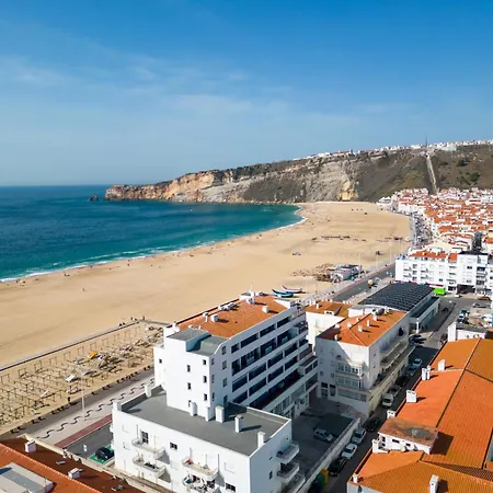 T2 Dina's Place ナザレ