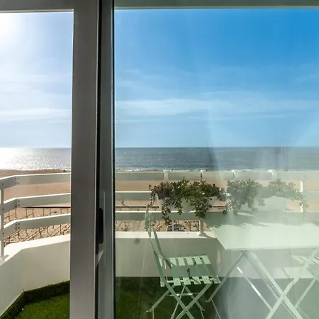 T2 Dina's Place شقة *