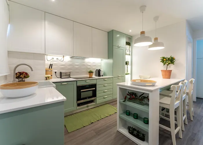 Appartamento T2 Dina's Place *