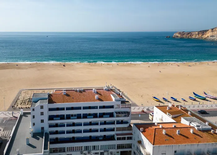 T2 Dina's Place Appartamento Nazaré