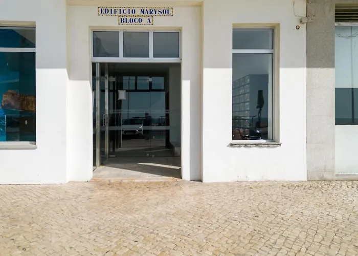 Appartamento T2 Dina's Place